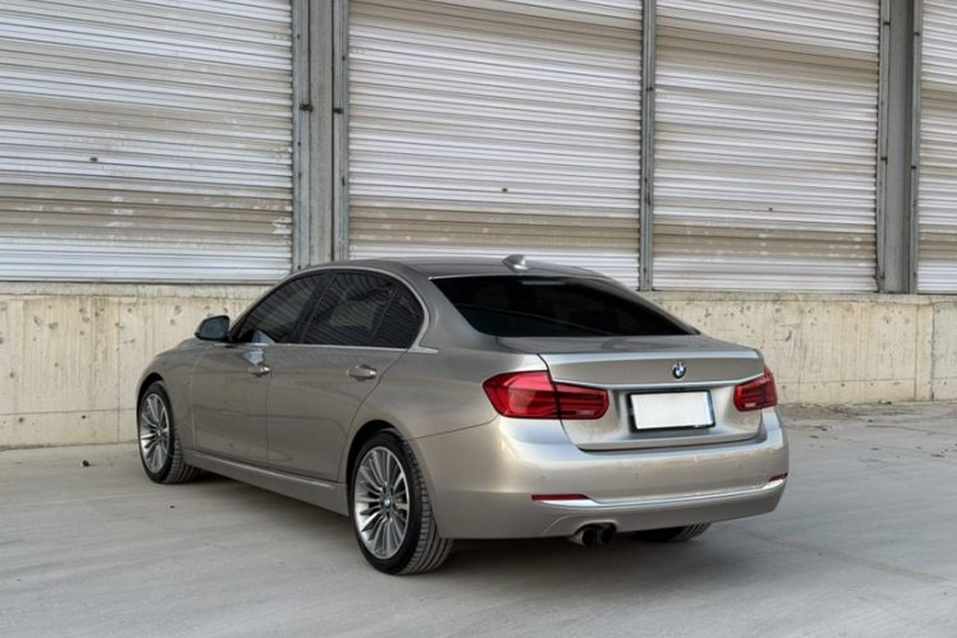 Used BMW 3 Series 2017 320Li Luxury Design Package Exterior 6