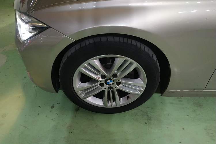 Used BMW 3 Series 2017 320Li Fashion Model Exterior 7