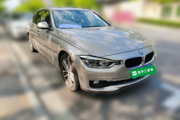 Used BMW 3 Series 2017 320Li Fashion Model Front Right 45 Deg