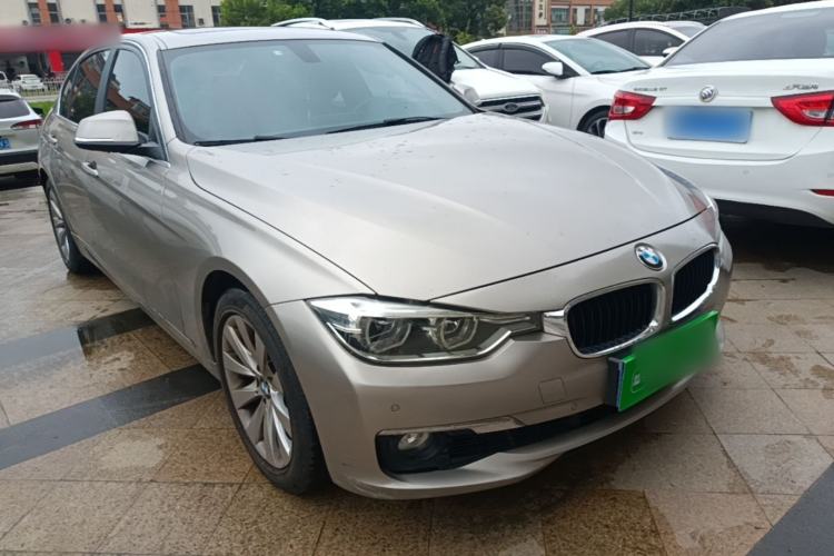 Used BMW 3 Series 2017 318Li Fashion Model Front Right 45 Deg