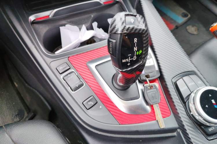Used BMW 3 Series 2017 320Li Fashion Model Gear Lever