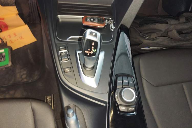 Used BMW 3 Series 2017 320Li Fashion Model Gear Lever