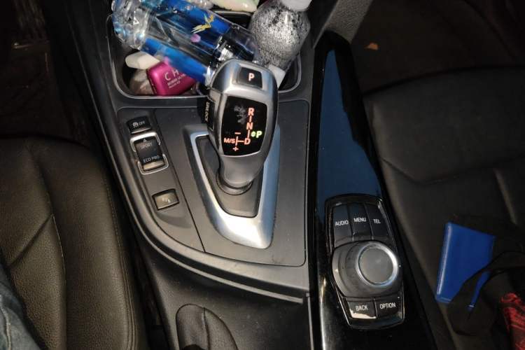 Used BMW 3 Series 2017 320Li Fashion Model Gear Lever