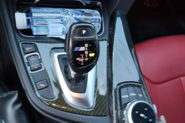 Used BMW 3 Series 2017 320i M Sport Gear Lever