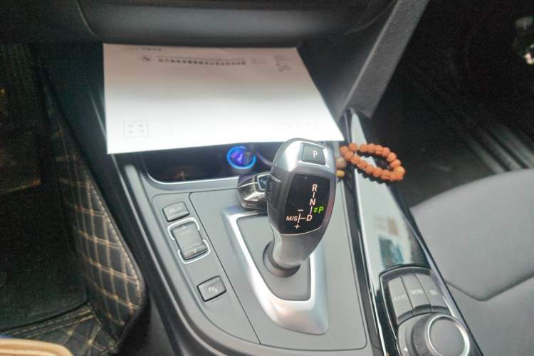Used BMW 3 Series 2017 320Li Fashion Model Gear Lever