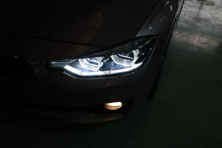 Used BMW 3 Series 2017 320Li Fashion Model Left Front Headlight