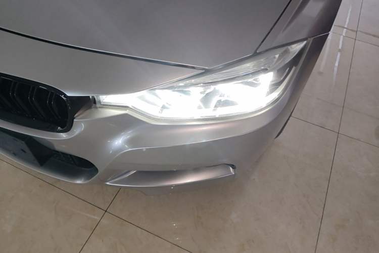 Used BMW 3 Series 2017 320i M Sport Left Front Headlight