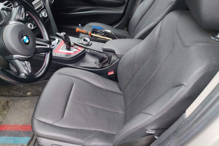 Used BMW 3 Series 2017 320Li Fashion Model Left Front Seat