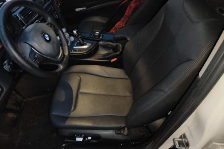 Used BMW 3 Series 2017 320Li Fashion Model Left Front Seat