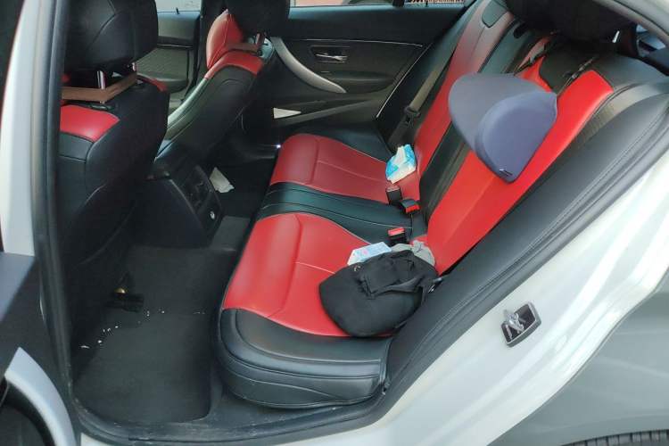 Used BMW 3 Series 2017 320i M Sport Left Rear Seat