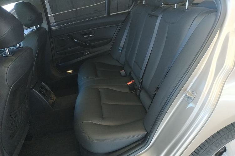 Used BMW 3 Series 2017 320Li Fashion Model Left Rear Seat