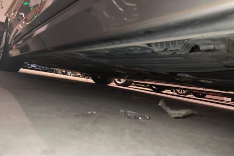 Used BMW 3 Series 2017 320Li Fashion Model Left Side Sill