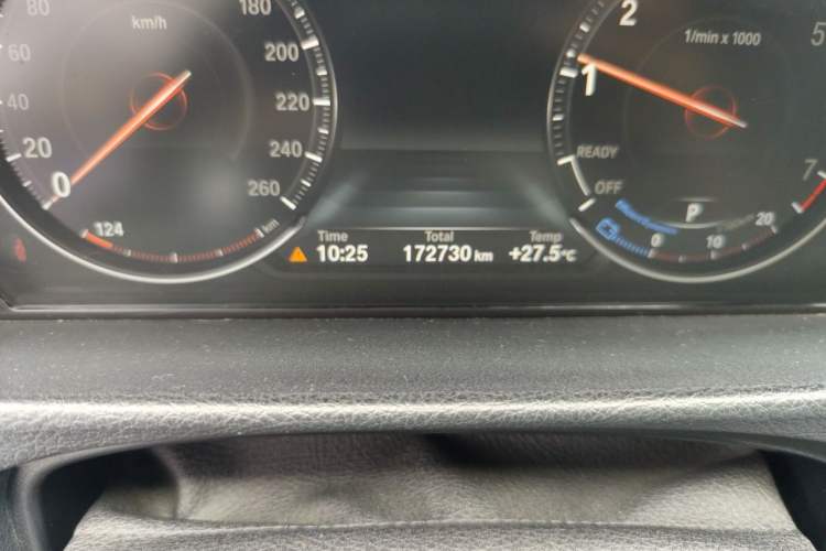 Used BMW 3 Series 2017 320Li M Sport Edition Odometer Close Up