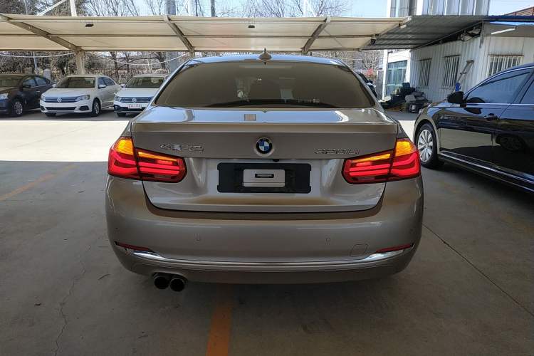 Used BMW 3 Series 2017 320Li Fashion Model Rear