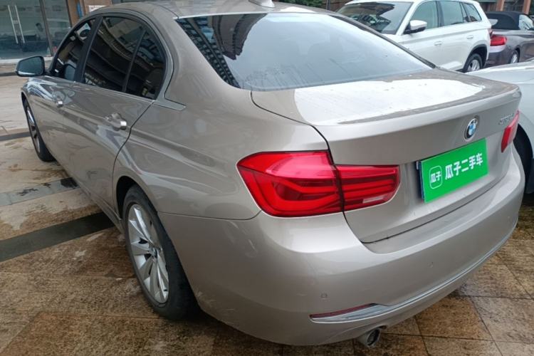 Used BMW 3 Series 2017 318Li Fashion Model Rear Left 45 Deg