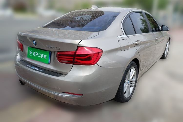 Used BMW 3 Series 2017 320Li xDrive Fashion Model Rear Right 45 Deg