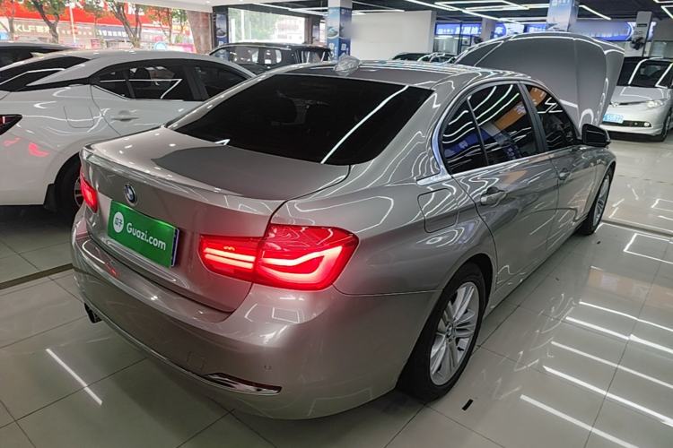Used BMW 3 Series 2017 320Li Fashion Model Rear Right 45 Deg