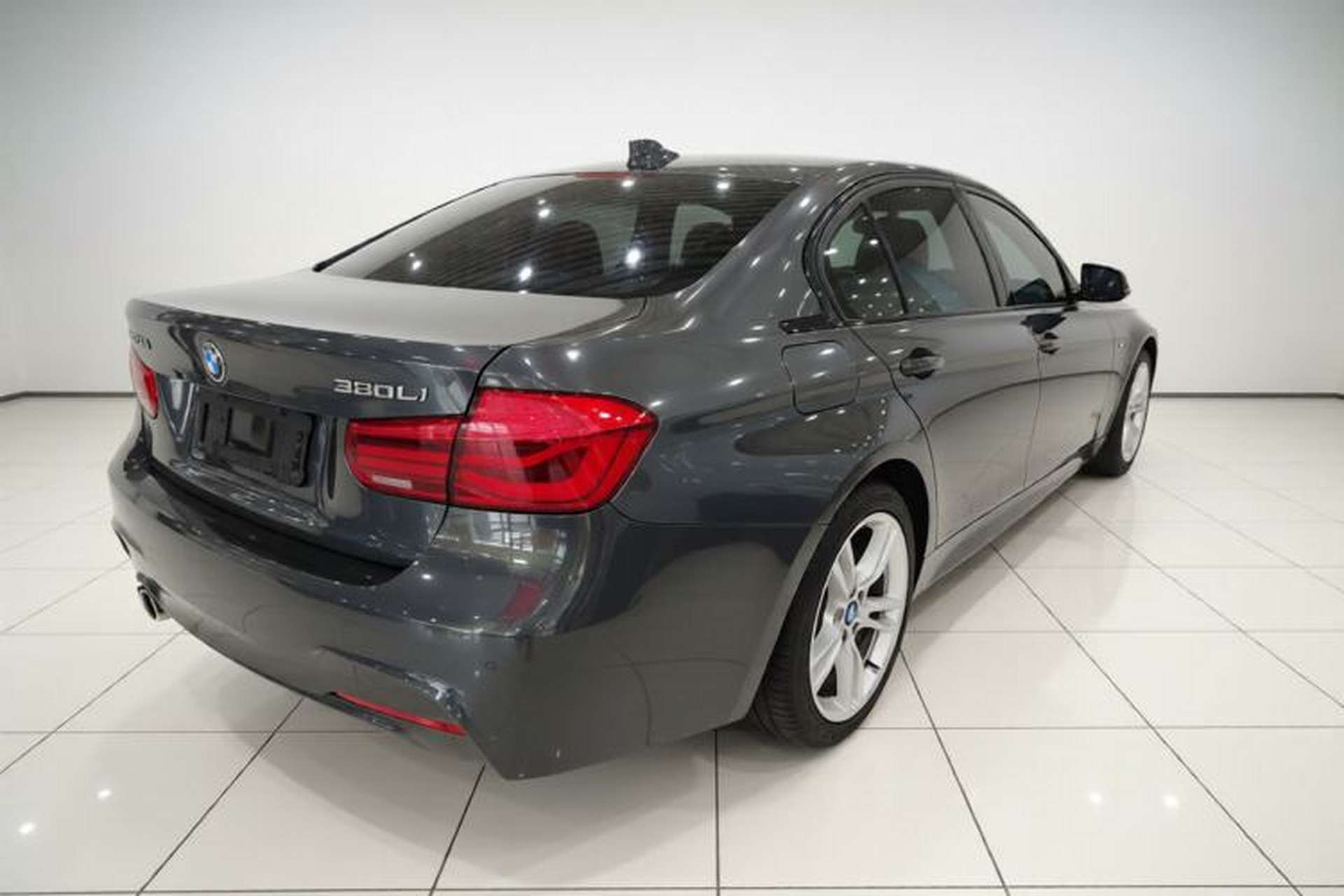 Used BMW 3 Series 2017 320Li M Sport Edition Rear Right 45 Deg