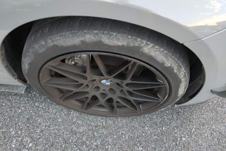Used BMW 3 Series 2017 320i M Sport Right Front Wheel Hub
