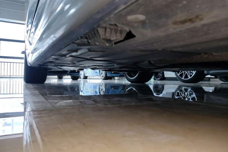 Used BMW 3 Series 2017 320i M Sport Right Side Sill
