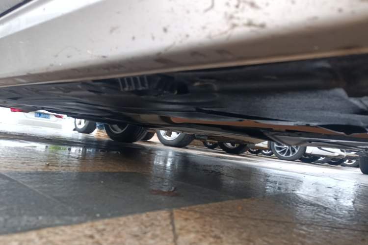 Used BMW 3 Series 2017 318Li Fashion Model Right Side Sill