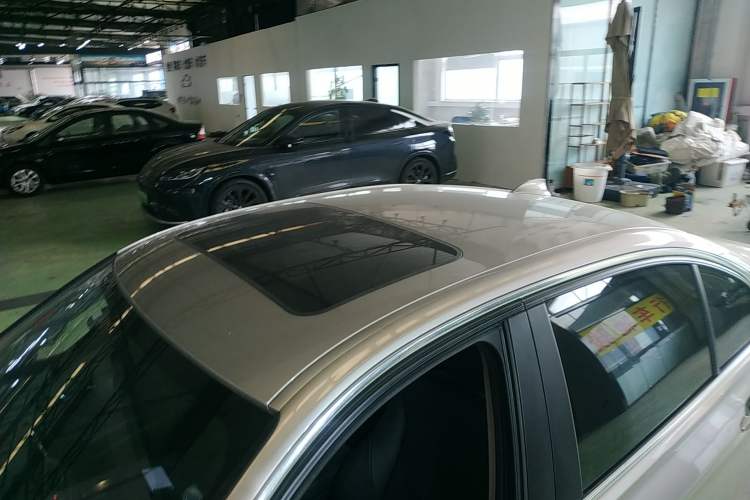 Used BMW 3 Series 2017 320Li Fashion Model Roof