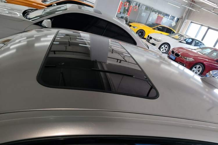 Used BMW 3 Series 2017 320i M Sport Roof