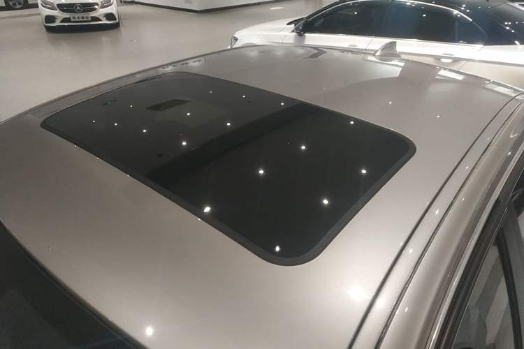 Used BMW 3 Series 2017 320Li Fashion Model Roof