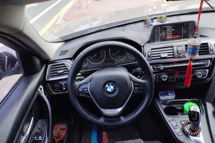 Used BMW 3 Series 2017 320Li xDrive Fashion Model Steering Wheel