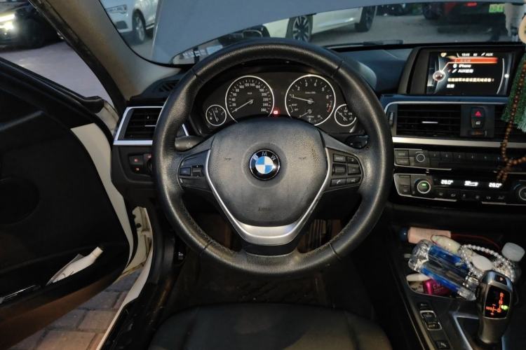 Used BMW 3 Series 2017 320Li Fashion Model Steering Wheel