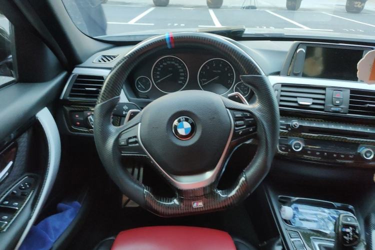 Used BMW 3 Series 2017 320i M Sport Steering Wheel