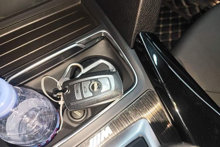 Used BMW 3 Series 2017 320Li Fashion Model Vehicle Key