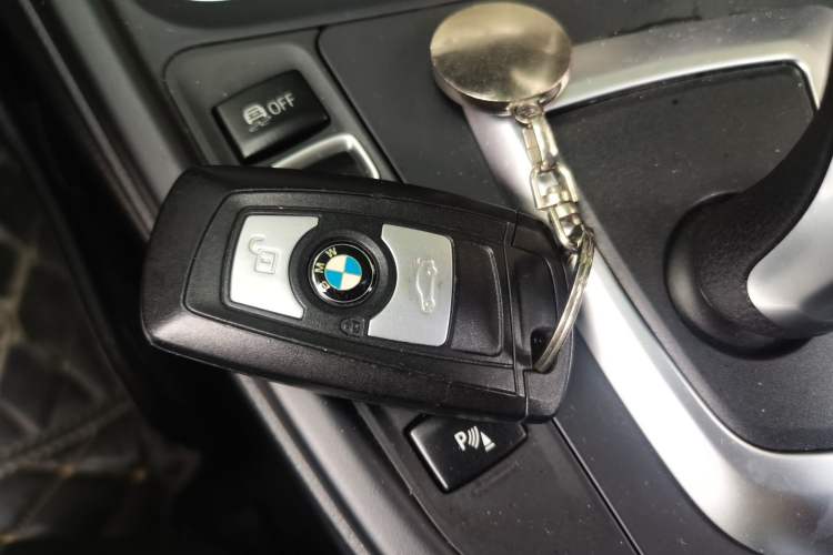 Used BMW 3 Series 2017 320Li Fashion Model Vehicle Key