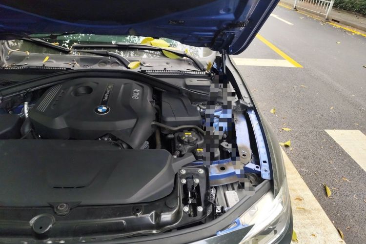 Used BMW 3 Series 2017 320i M Sport Engine Bay Left