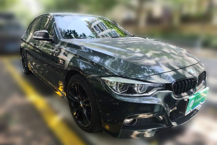 Used BMW 3 Series 2017 320i M Sport Front Right 45 Deg