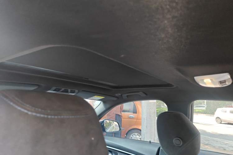 Used BMW 3 Series 2017 320i M Sport Headliner