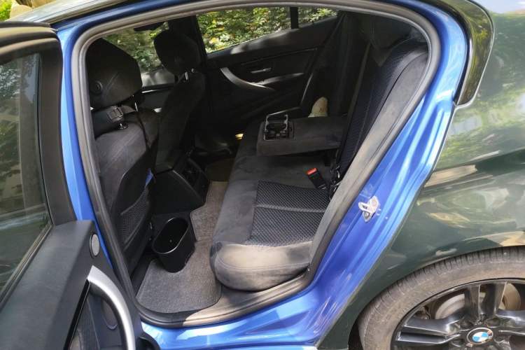 Used BMW 3 Series 2017 320i M Sport Left Rear Seat