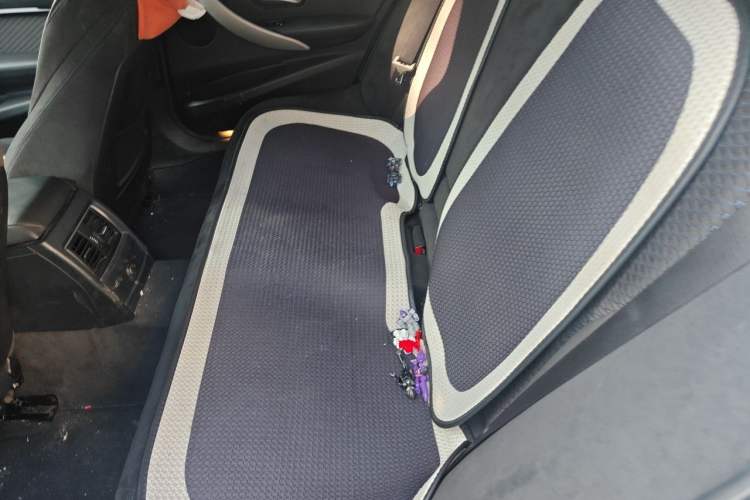 Used BMW 3 Series 2017 320i M Sport Left Rear Seat