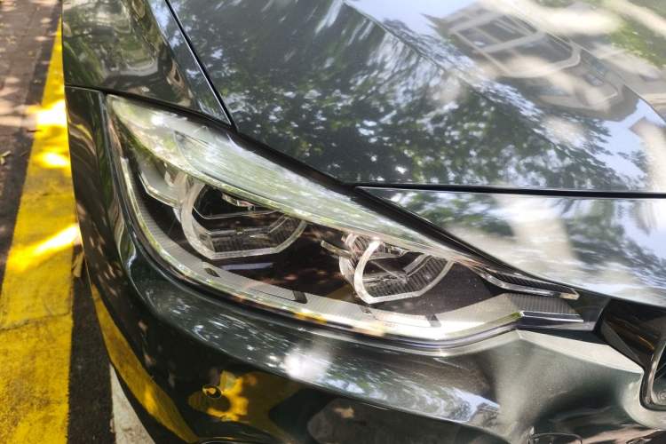 Used BMW 3 Series 2017 320i M Sport Right Front Headlight