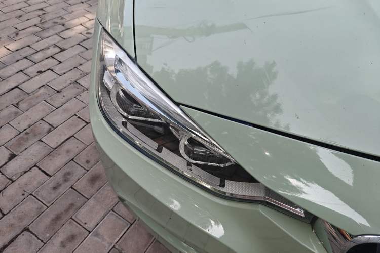 Used BMW 3 Series 2017 320i M Sport Right Front Headlight