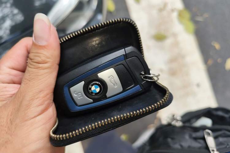 Used BMW 3 Series 2017 320i M Sport Vehicle Key