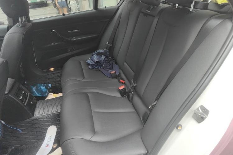 Used BMW 3 Series 2017 318Li Fashion Model Left Rear Seat