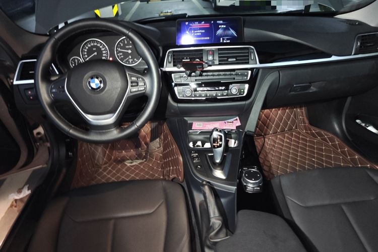 Used BMW 3 Series 2017 320Li Fashion Model Center Console