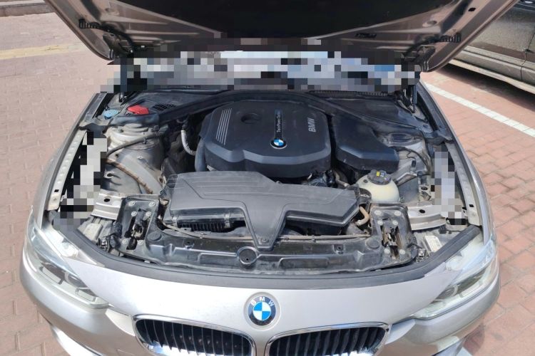 Used BMW 3 Series 2017 318Li Fashion Model Engine Bay