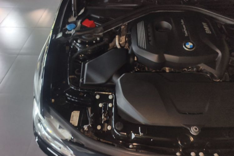 Used BMW 3 Series 2017 320Li M Sport Edition Engine Bay Right