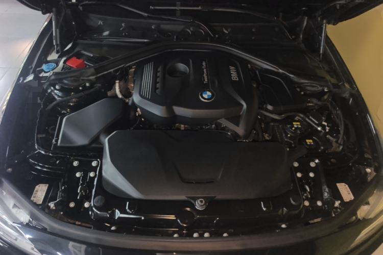 Used BMW 3 Series 2017 320Li M Sport Edition Engine Bay