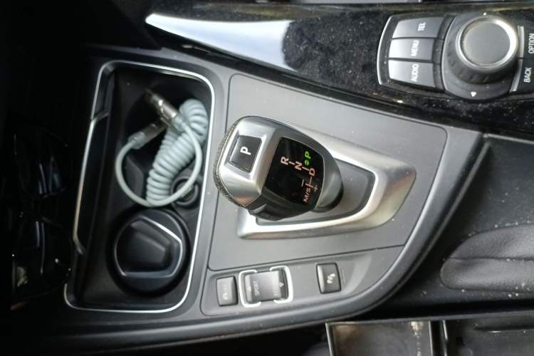 Used BMW 3 Series 2017 320Li Fashion Model Gear Lever