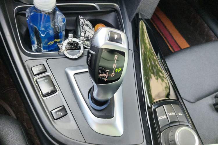 Used BMW 3 Series 2017 320Li Fashion Model Gear Lever