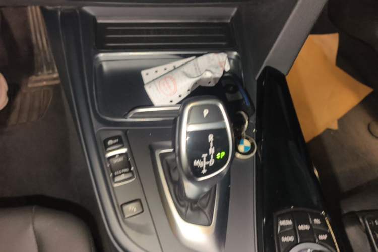 Used BMW 3 Series 2017 320Li M Sport Edition Gear Lever