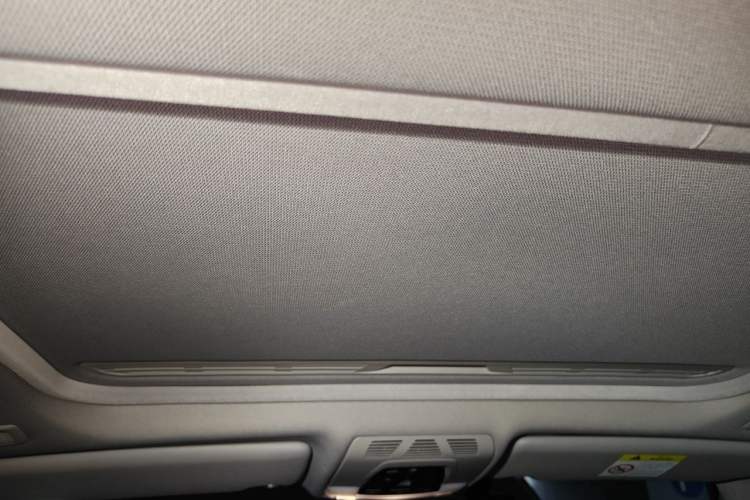 Used BMW 3 Series 2017 320Li Fashion Model Headliner